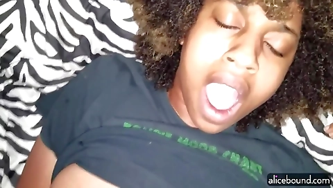 Hairy woman and ebony teen have sex in a amateur video