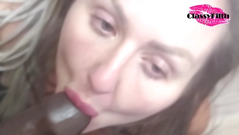 Amaturte blonde in a skimpy lingerie is playing with her tits