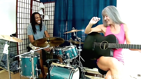 Interracial porn video with a sexy milf with a big ass