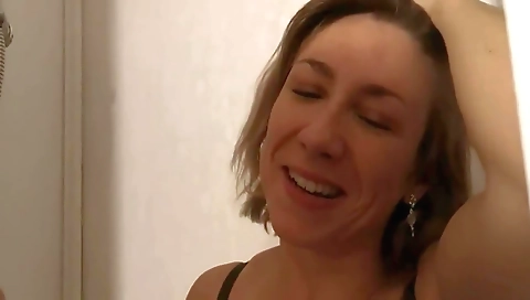 Amateur milf with a big ass gets swallows big cock