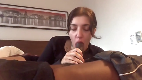 Brunette milf fucked in her pussy and she gets a cumshot