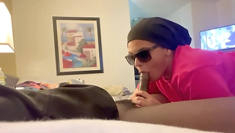 Milf with a large round booty is getting her cock inside her throat